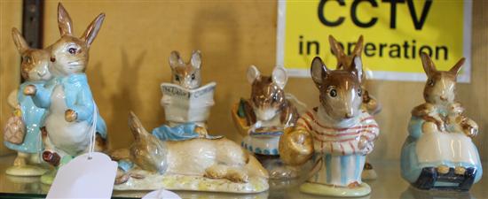 8 Beswick Beatrix Potter figures, Peter Rabbit, etc, brown back stamps & Royal Albert Peter in Gooseberry Net (9)